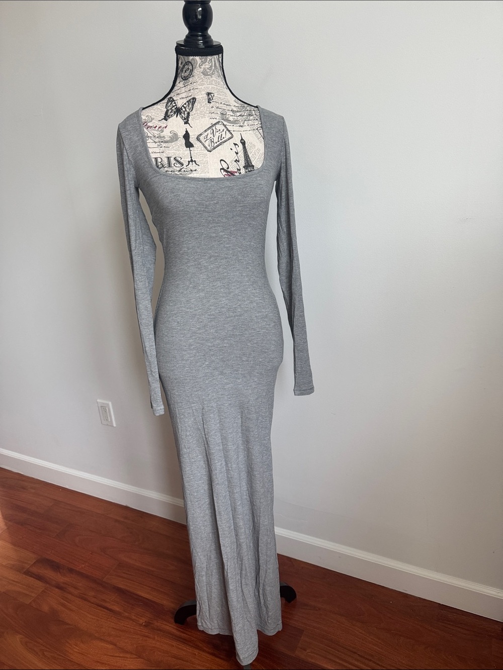 Classic Long Sleeve Grey Maxi Dress